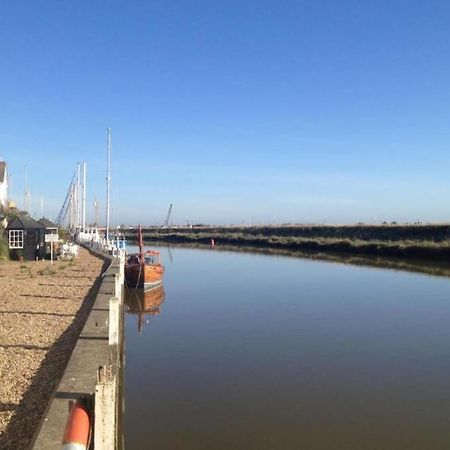Stunning 1 Bedroom Apartment Over Looking River Rye Exterior foto